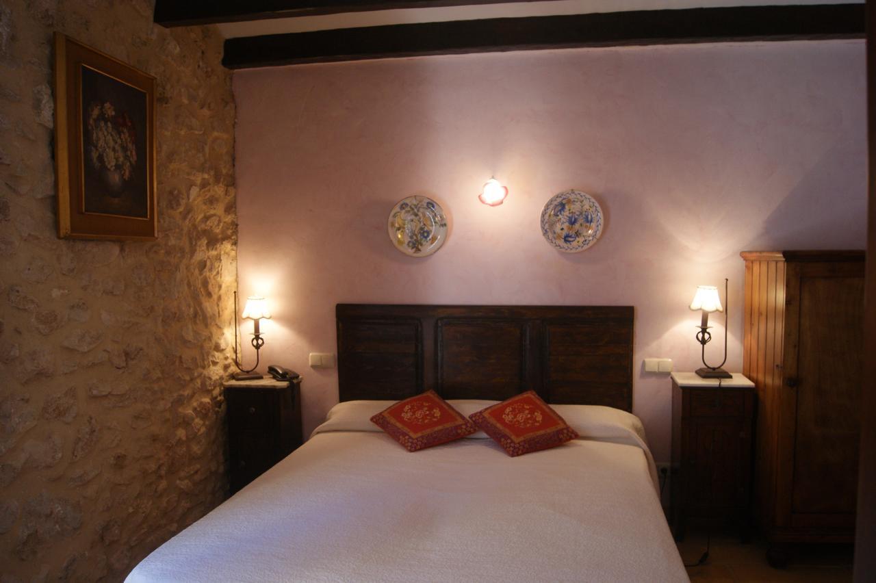 Hostal La Panavera El Perello  Ngoại thất bức ảnh